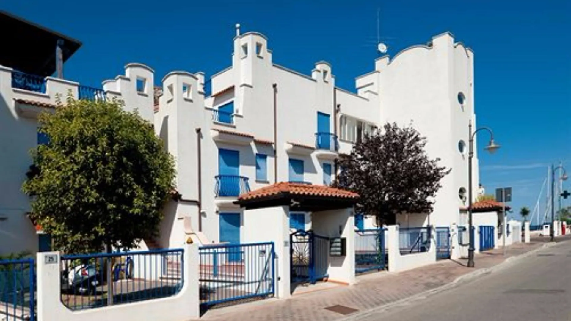 Portoverde Beach Apartments Misano Adriatico 0*,